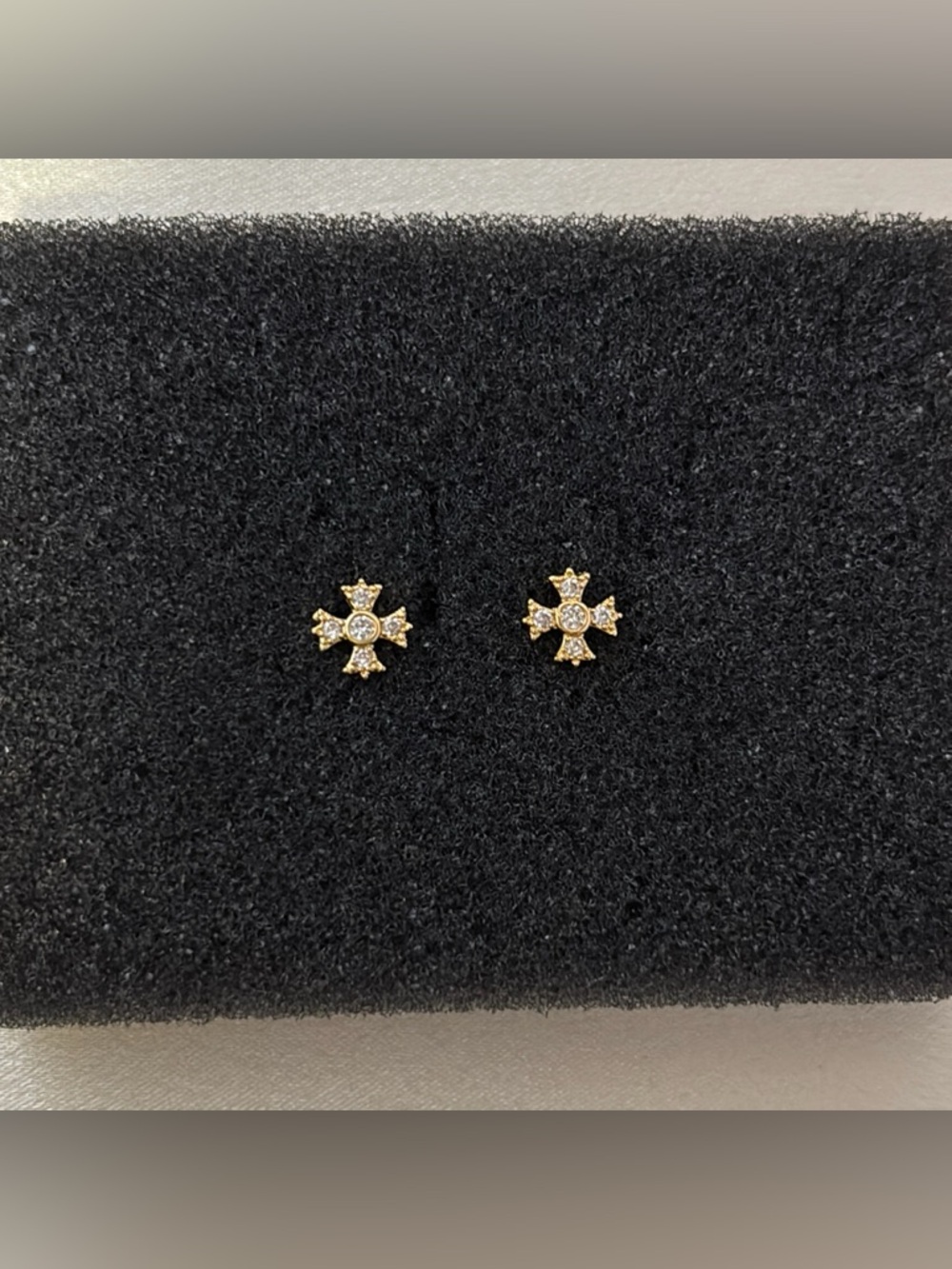 7mm CZ Cross Stud Earrings for Men Women Streetwear Punk Hip Hop Unisex Earrings